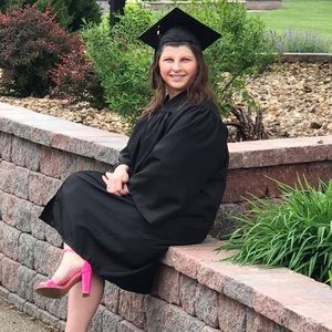 Meet your Posher, Kayla